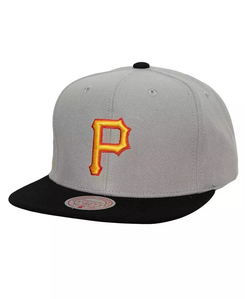 商品Mitchell & Ness|Men's Gray Pittsburgh Pirates Cooperstown Collection Away Snapback Hat,价格¥184,第1张图片