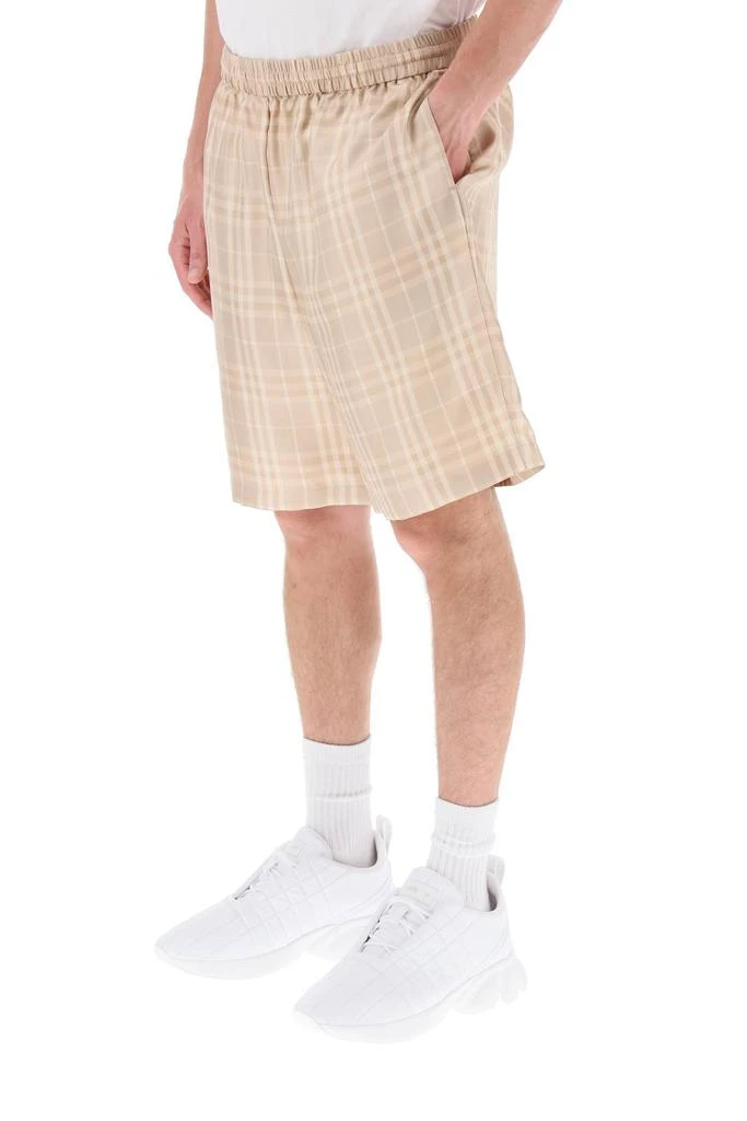 商品Burberry|tartan silk shorts,价格¥2892,第4张图片详细描述