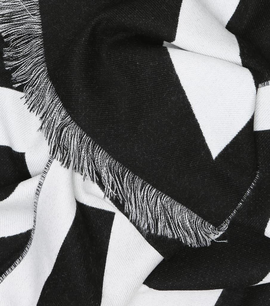 商品Burberry|Logo羊毛围巾,价格¥2850,第6张图片详细描述