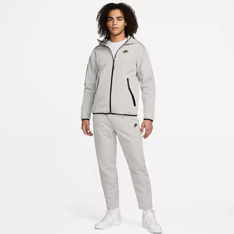 商品NIKE|Nike Sportswear Tech Essentials Men's Unlined Woven Joggers,价格¥437,第2张图片详细描述