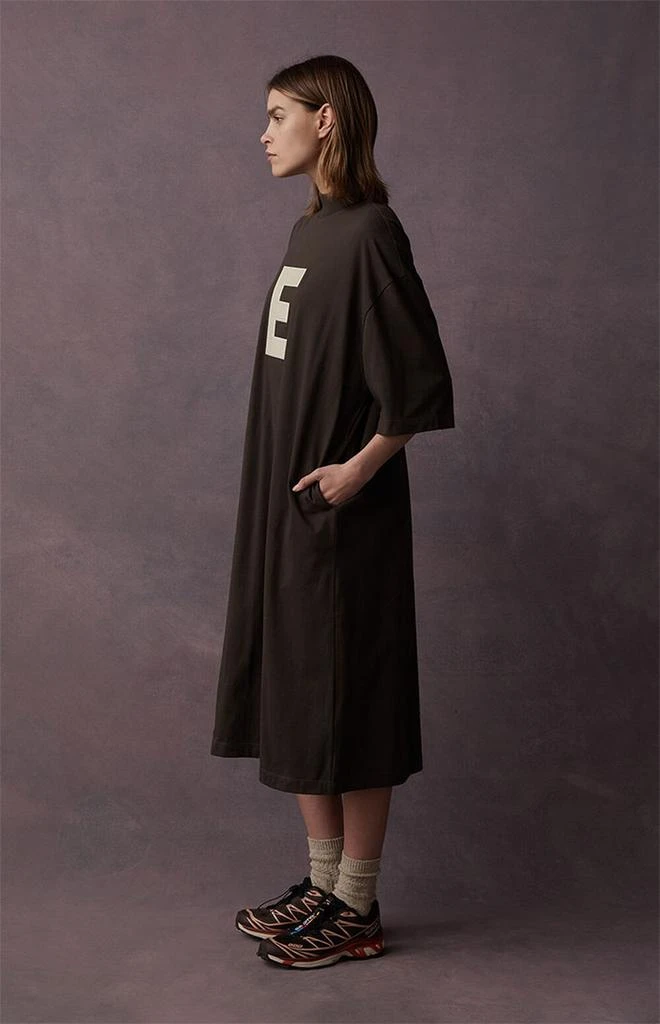 商品Essentials|Women's Off Black 3/4 Sleeve T-Shirt Dress,价格¥263,第3张图片详细描述