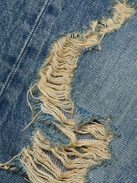 Crossover Distressed Jeans 商品