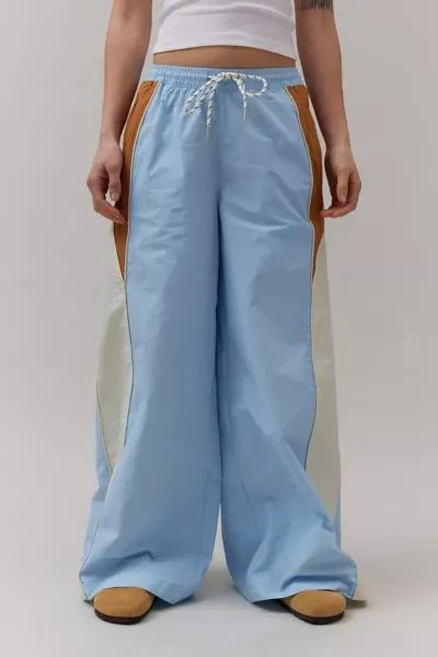 商品BDG|BDG Adrienne Nylon Track Pant,价格¥522,第2张图片详细描述