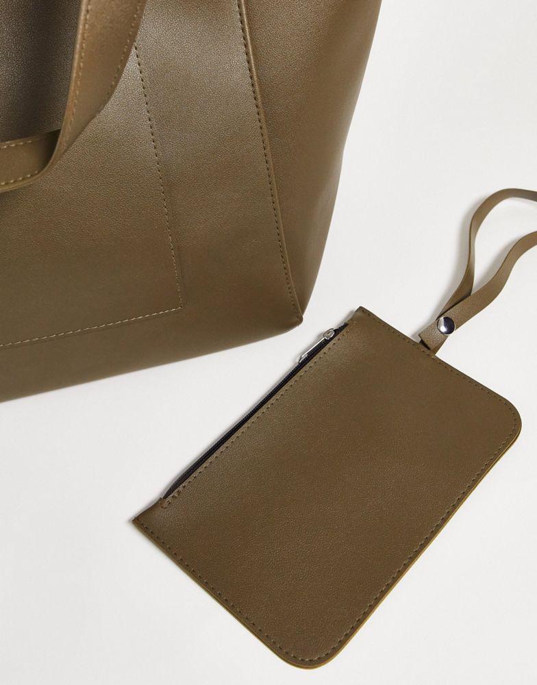 商品ASOS|ASOS DESIGN oversized tote bag in khaki faux leather with detachable wallet,价格¥220,第4张图片详细描述