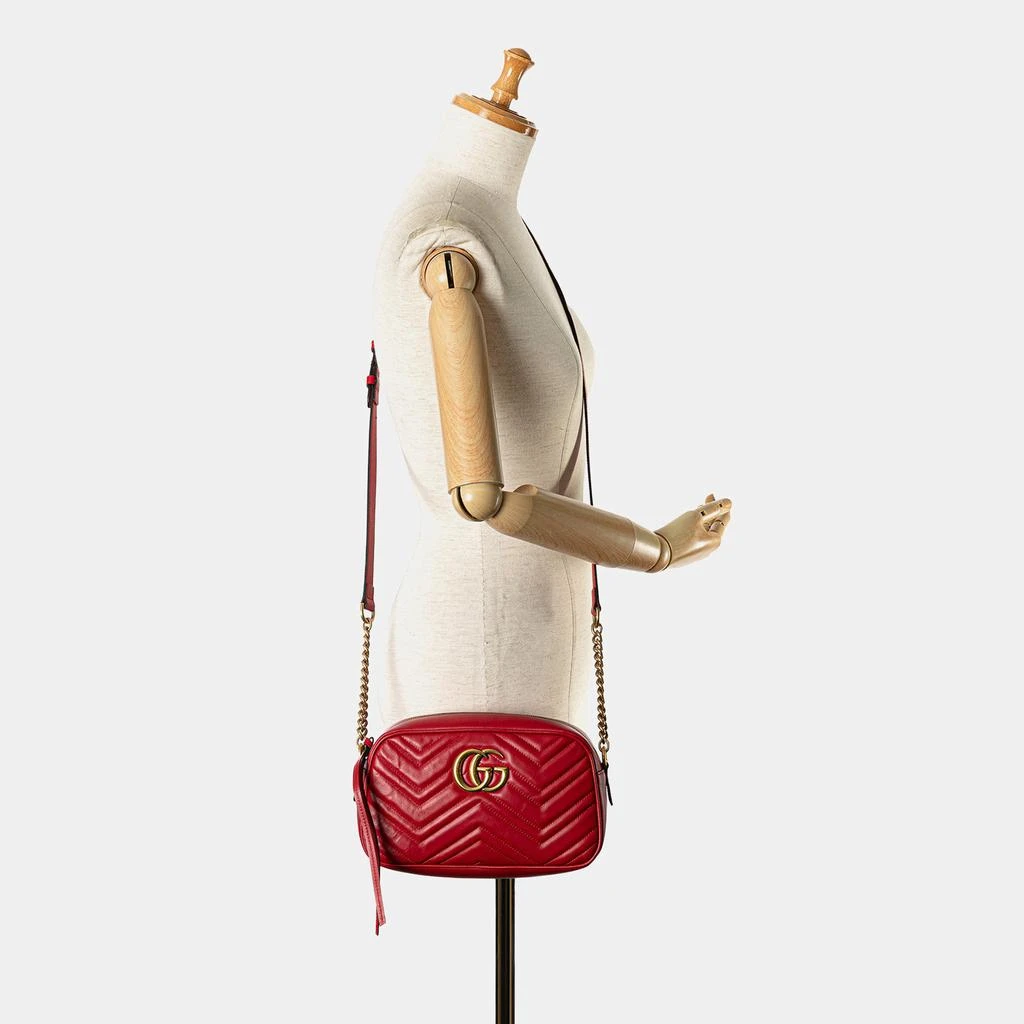 Gucci Small GG Marmont Matelasse Crossbody Bag 商品