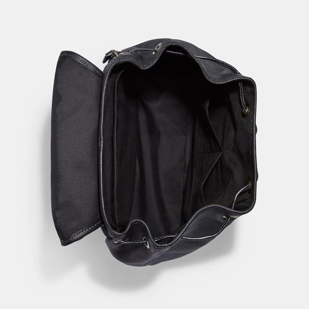 商品Coach|Coach Outlet Sullivan Backpack In Signature Canvas,价格¥1732,第2张图片详细描述