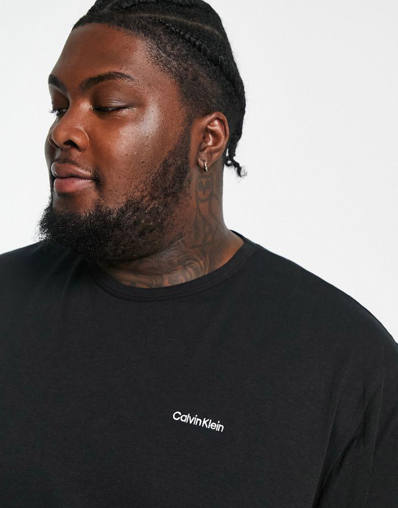 商品Calvin Klein|Calvin Klein Plus t-shirt in black,价格¥340,第5张图片详细描述
