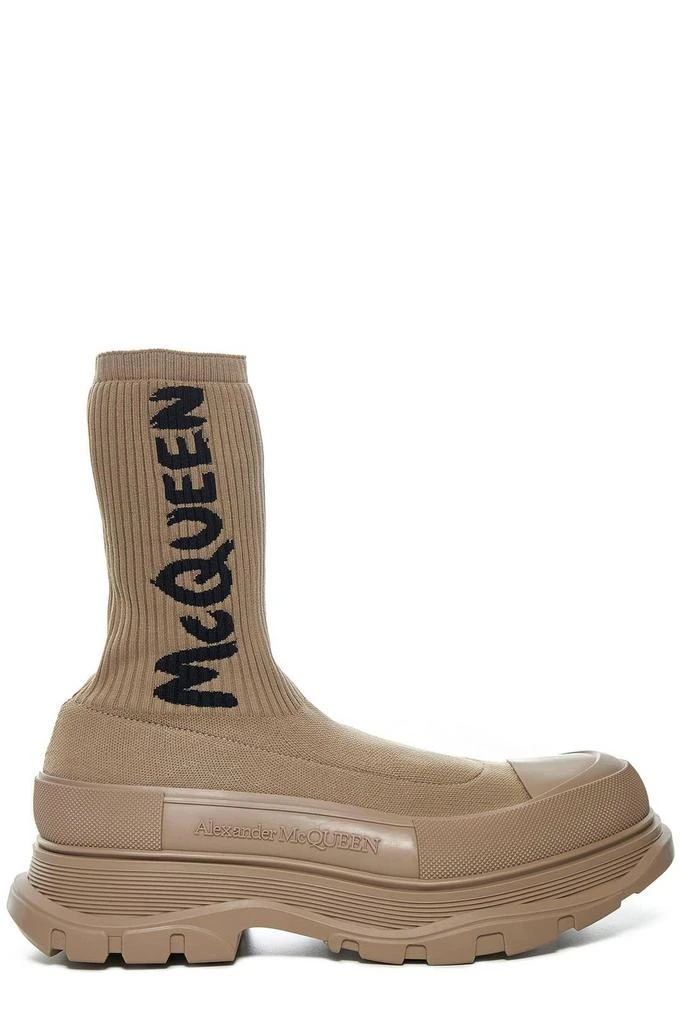 商品Alexander McQueen|Alexander McQueen Tread Slick Logo Intarsia Boots,价格¥3163,第1张图片