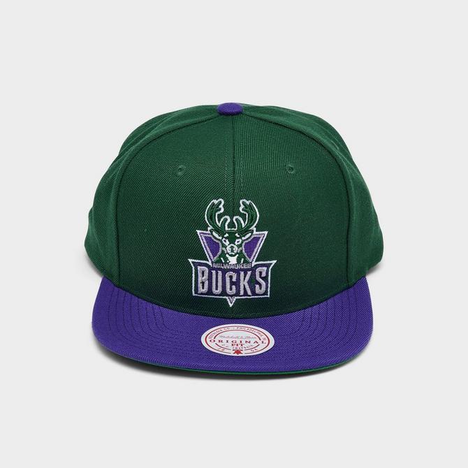 商品Mitchell and Ness|Mitchell & Ness NBA Milwaukee Bucks Team 2 Tone 2.0 HWC Snapback Hat,价格¥183,第4张图片详细描述
