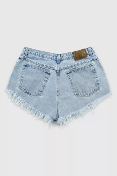 商品Urban Outfitters|Vintage Light Wash Mid-Rise Distressed Shorts,价格¥371,第2张图片详细描述