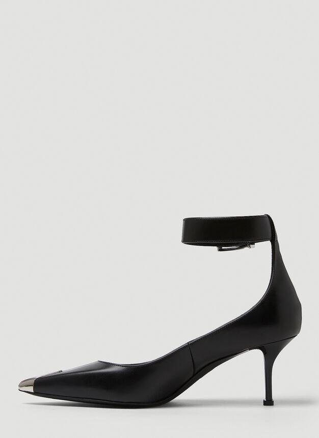 商品Alexander McQueen|Boxcar Ankle Cuff Heels in Black,价格¥6951,第5张图片详细描述