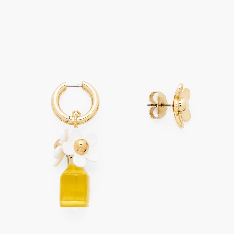 Marc Jacobs Mini Icon Daisy Gold-Plated Earrings – On Sale