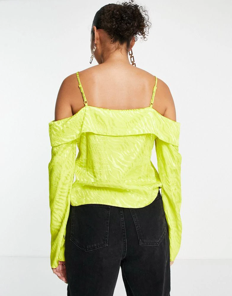 商品ASOS|ASOS DESIGN cold shoulder blouse in lime tiger jacquard,价格¥141,第2张图片详细描述