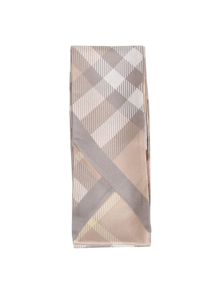 商品Burberry|Burberry Nova Checked Scarf,价格¥1135,第1张图片