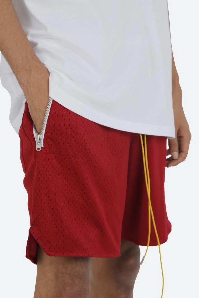 商品MNML|Basic Mesh Shorts - Red,价格¥121,第2张图片详细描述