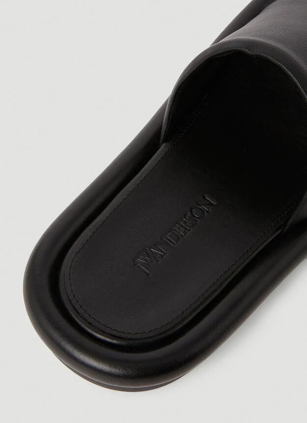 Bumper Flat Sandals in Black 商品