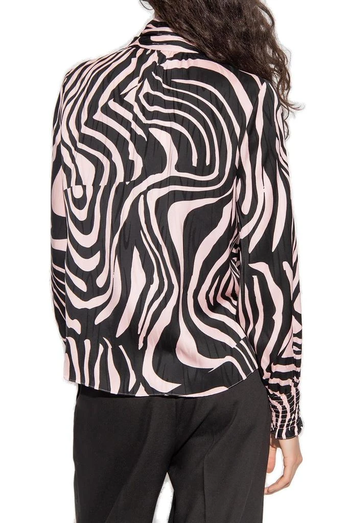 商品Diane von Furstenberg|Diane von Furstenberg New Tina Animal Pattern Shirt,价格¥1817,第3张图片详细描述