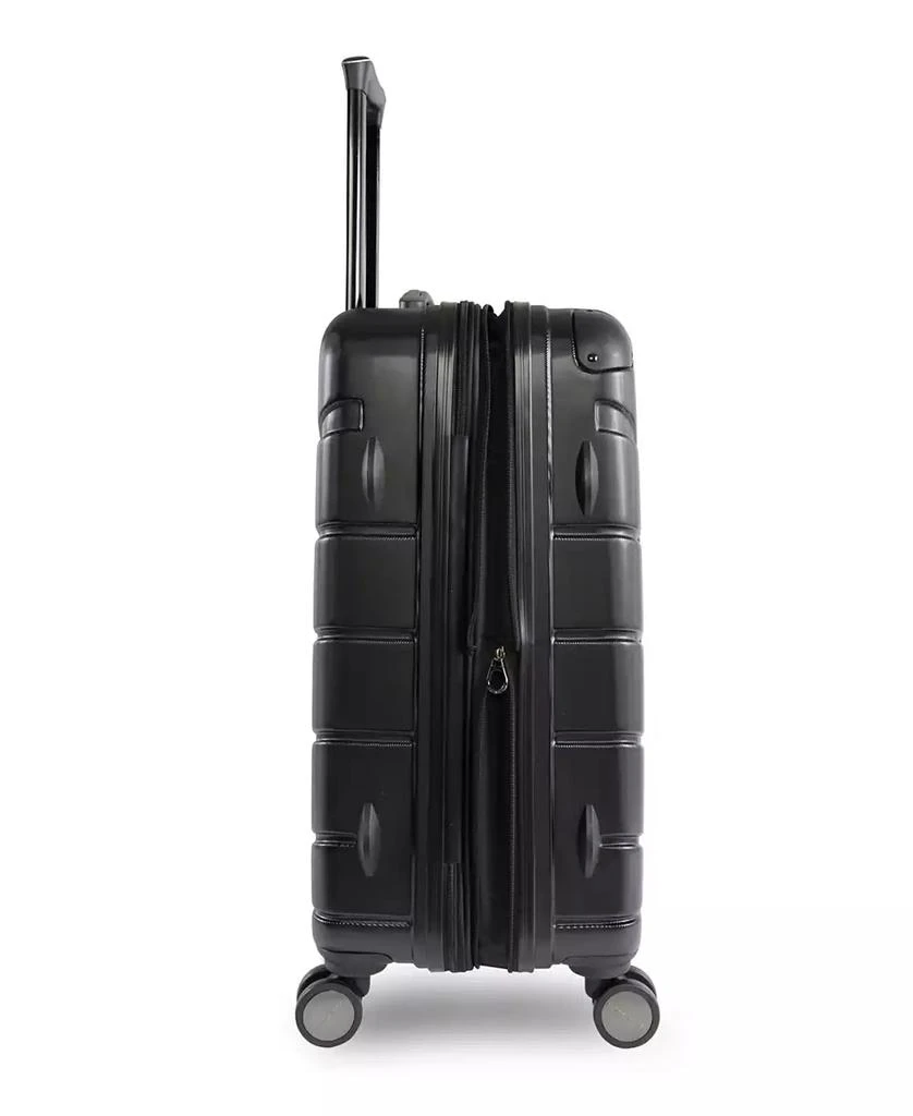 Tanner 21" Spinner Luggage 商品