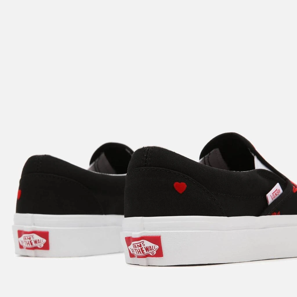 商品Vans|Vans Women's Waffle Lovers Classic Slip-On Trainers - Black/True White,价格¥231,第3张图片详细描述