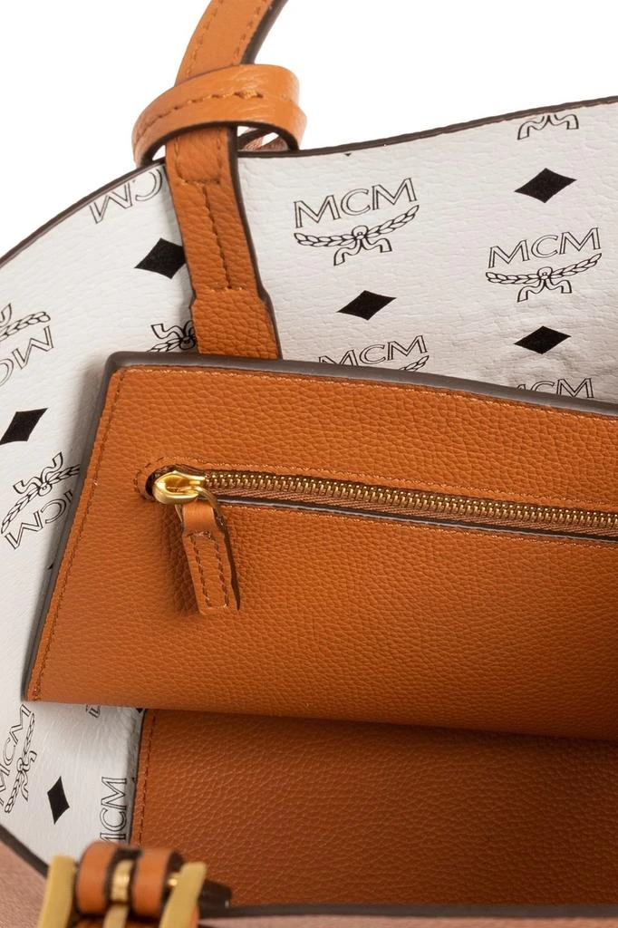 商品MCM|MCM Himmel Logo Debossed Tote Bag,价格¥5882,第4张图片详细描述