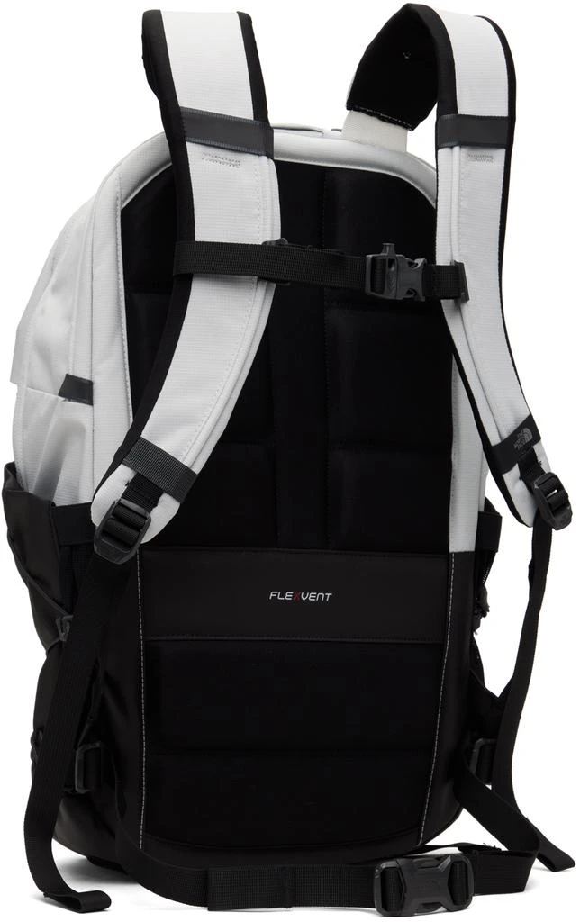 商品The North Face|Gray Borealis Backpack,价格¥584,第3张图片详细描述