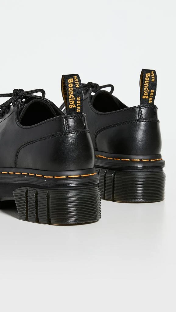 商品Dr. Martens|Dr. Martens 马汀博士 Audrick 沟纹鞋底平底鞋,价格¥381,第3张图片详细描述