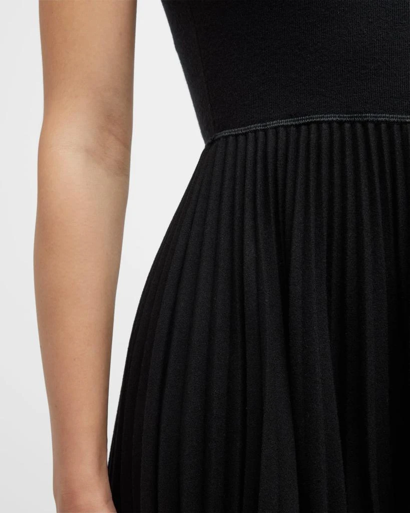 Sleeveless Pleated Mini Combo Dress 商品