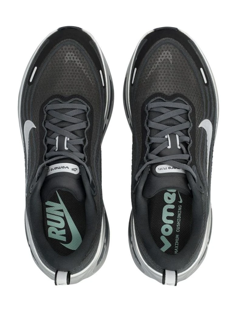商品NIKE|Nike Vomero Plus Road Running Shoes,价格¥1569,第2张图片详细描述