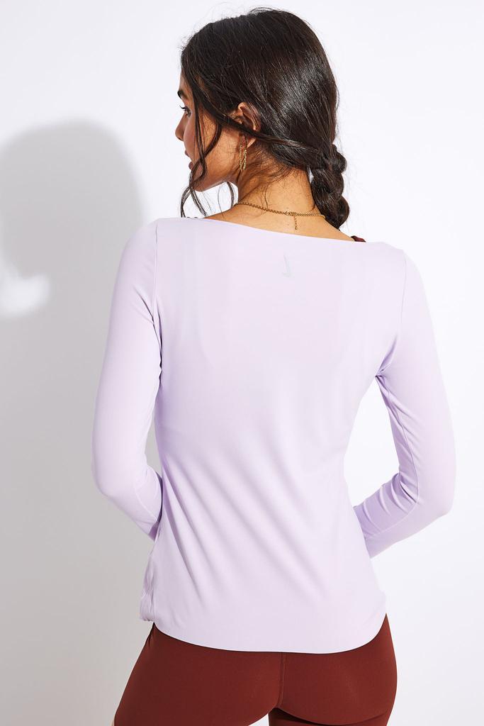 商品NIKE|Yoga Luxe Long-Sleeve Top - Doll/Grey Fog,价格¥337,第5张图片详细描述