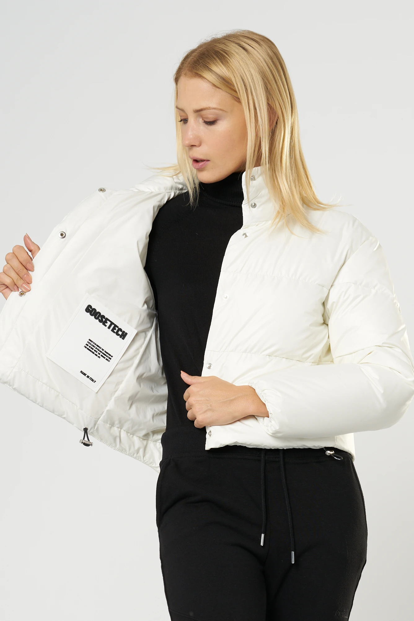 商品【商品预售7天】 GooSe Tech|GooSe Tech 女士羽绒服 GST221114709001 白色,价格¥2677,第5张图片详细描述