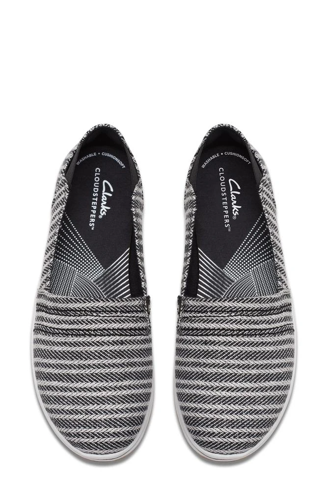 商品Clarks|Breeze Step II Sneaker,价格¥414,第4张图片详细描述