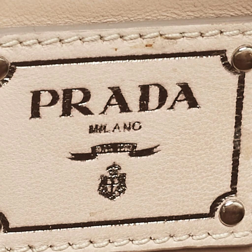 Prada Cream Nappa Gaufre Leather Frame Clutch 商品