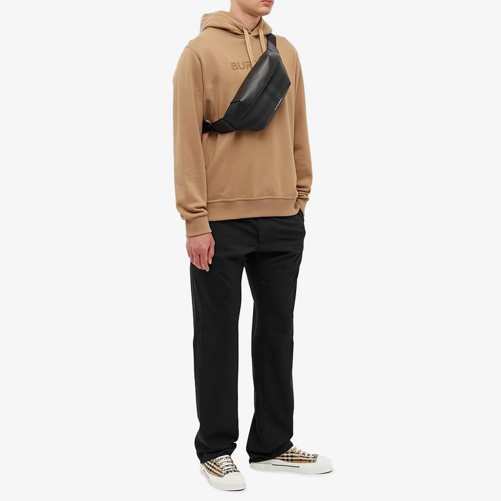 商品Burberry|Burberry Sonny Check Waist Bag,价格¥6728,第5张图片详细描述