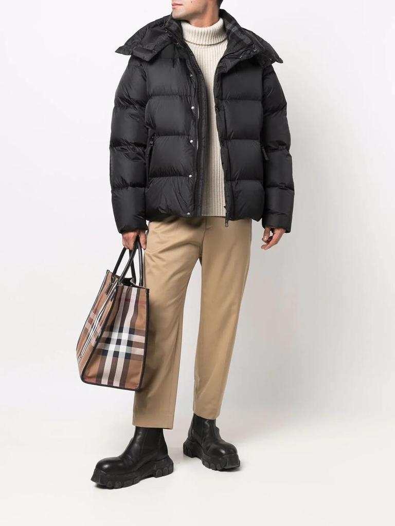 BURBERRY hooded padded jacket商品第2张图片规格展示