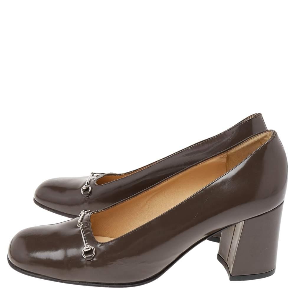 GUCCI ヘビ柄 パイソン　ハイヒール 37㌢ 23.5㌢　ベージュ GUCCI ヘビ柄 パイソン ハイヒール 37㌢ 23.5㌢ ベージュ Gucci