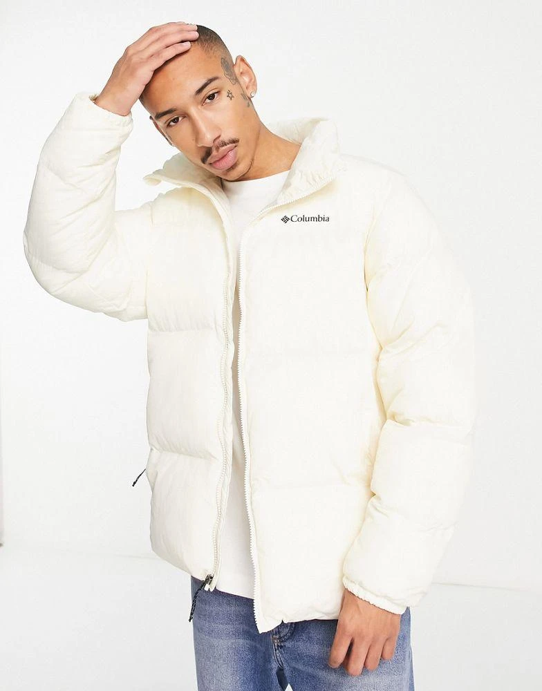 商品Columbia|Columbia Puffect crinkle nylon puffer jacket in off white Exclusive at ASOS,价格¥850,第1张图片