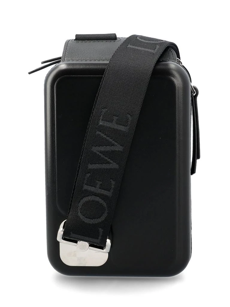 商品Loewe|Loewe Molded Logo Embossed Sling Bag,价格¥10358,第2张图片详细描述