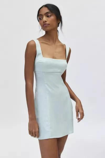 商品Urban Outfitters|UO Bri Double Bow Sleek Satin Mini Dress,价格¥153,第2张图片详细描述