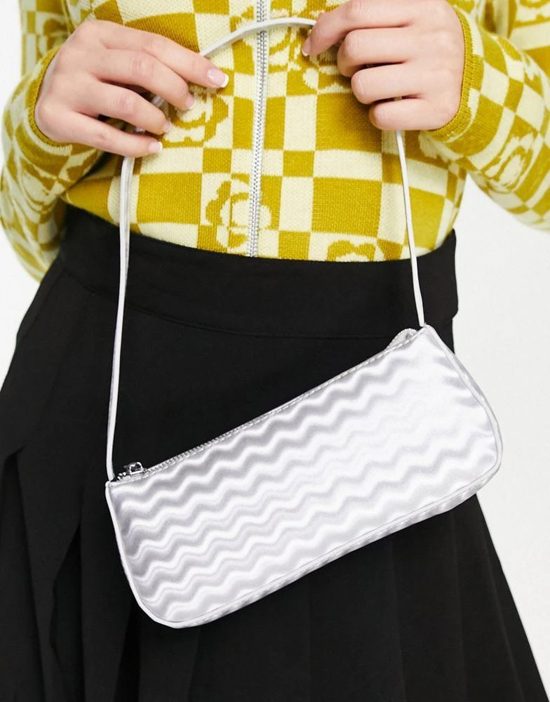 商品ASOS|ASOS DESIGN 90's holographic shoulder bag in silver,价格¥92,第1张图片