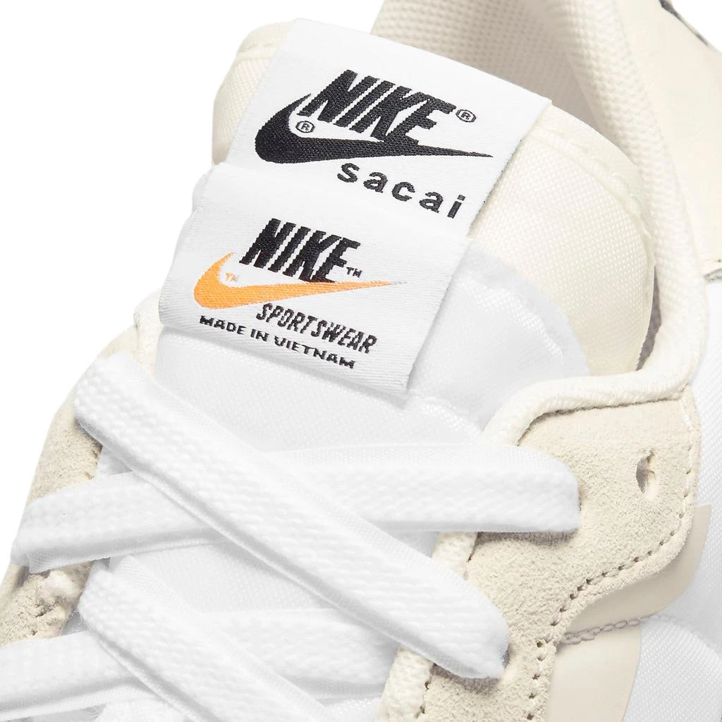 Nike x Sacai Vaporwaffle Sail Gum Sneaker 商品