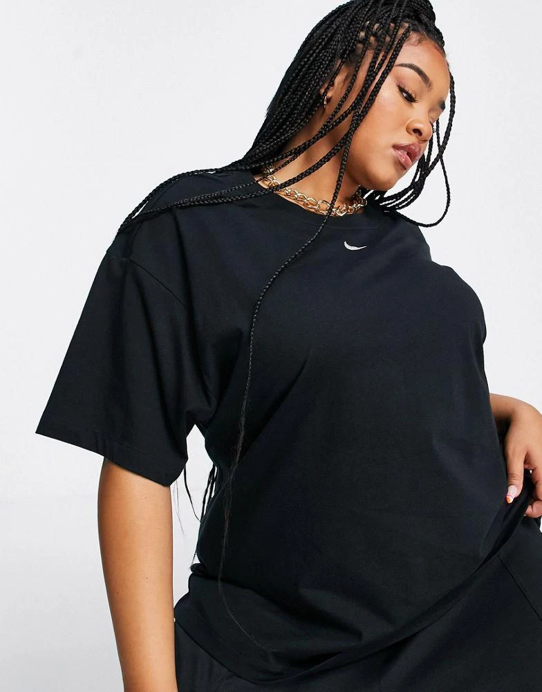 商品NIKE|Nike Plus Essentials boyfriend t-shirt in black,价格¥367,第3张图片详细描述