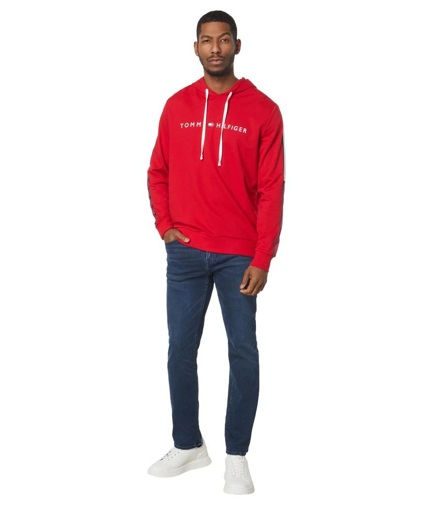 商品Tommy Hilfiger|Modern Essentials Long Sleeve Hoodie,价格¥353,第4张图片详细描述