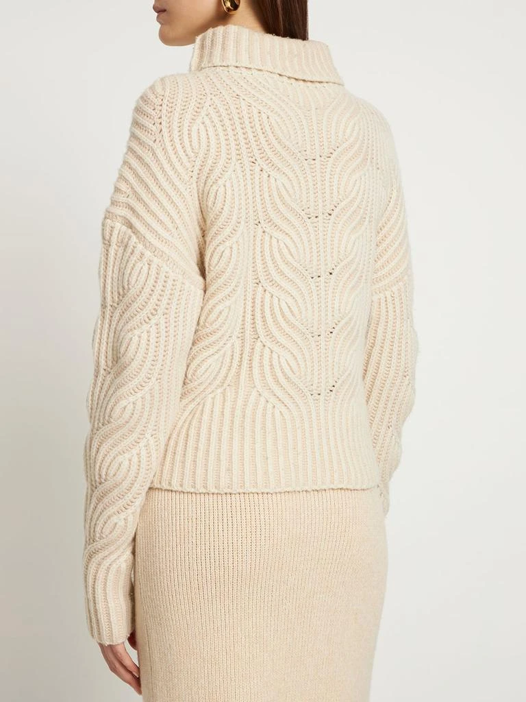 商品Zimmermann|Cosmic Oversize Turtleneck Sweater,价格¥2879,第2张图片详细描述