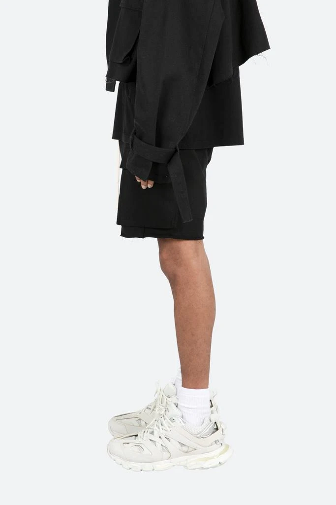 商品MNML|Relaxed Cargo Shorts - Black,价格¥166,第3张图片详细描述