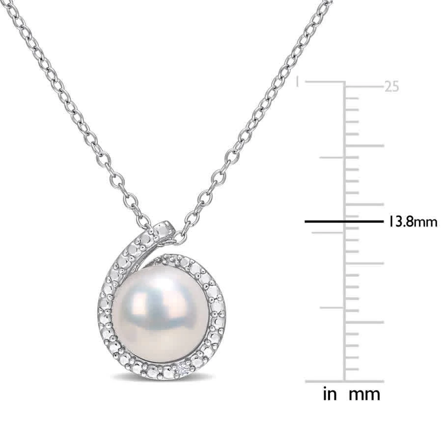 商品Amour|8-8.5mm Freshwater Cultured Pearl and Diamond Accent Halo Pendant with Chain In Sterling Silver,价格¥327,第2张图片详细描述