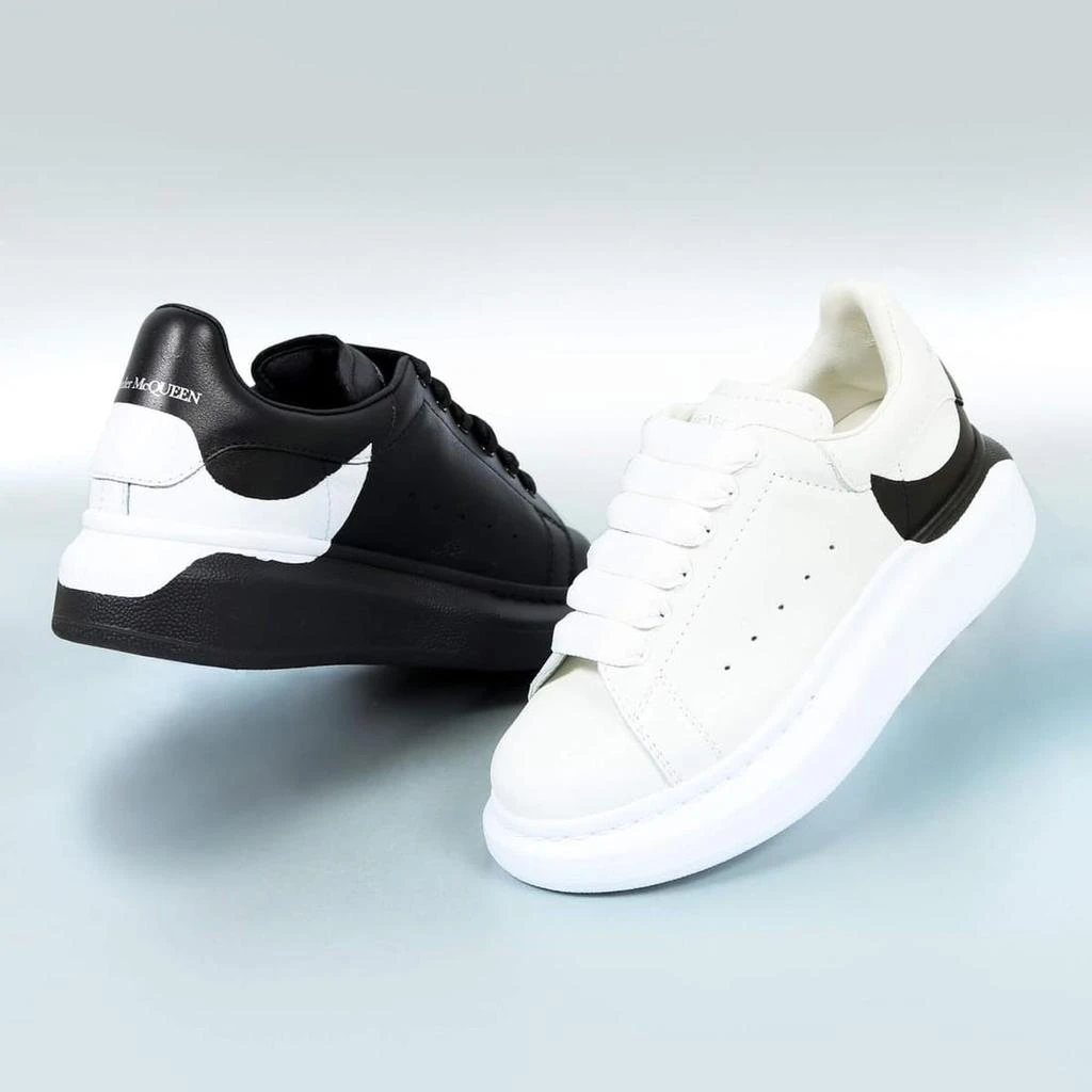 商品Alexander McQueen|Oversized Drop Logo Trainers White & Black,价格¥1400,第5张图片详细描述