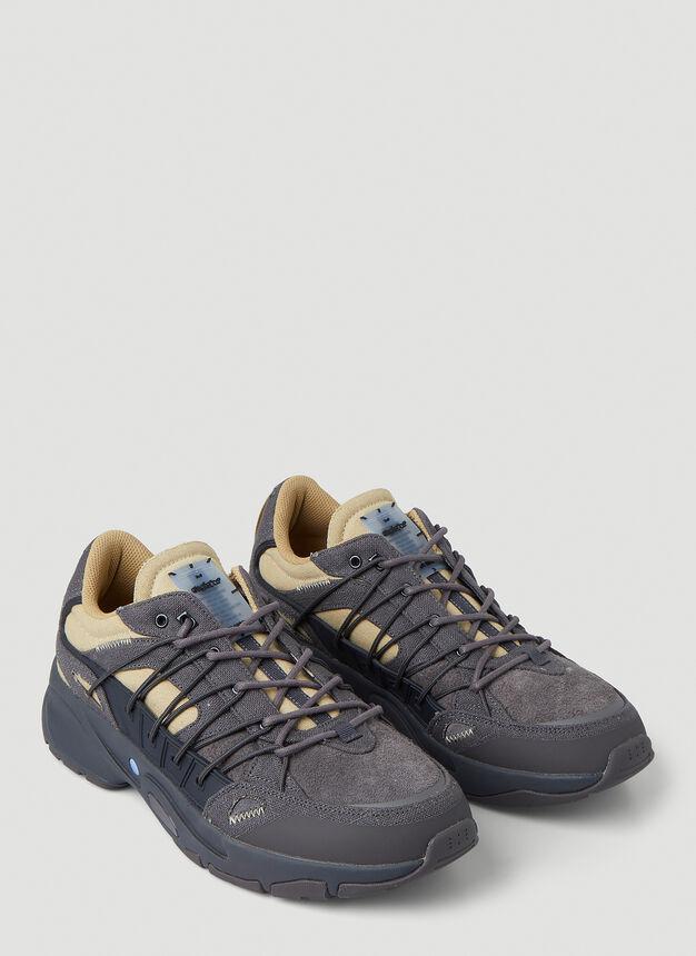 GR9 Aratana Lace-Up Sneakers in Black商品第2张图片规格展示