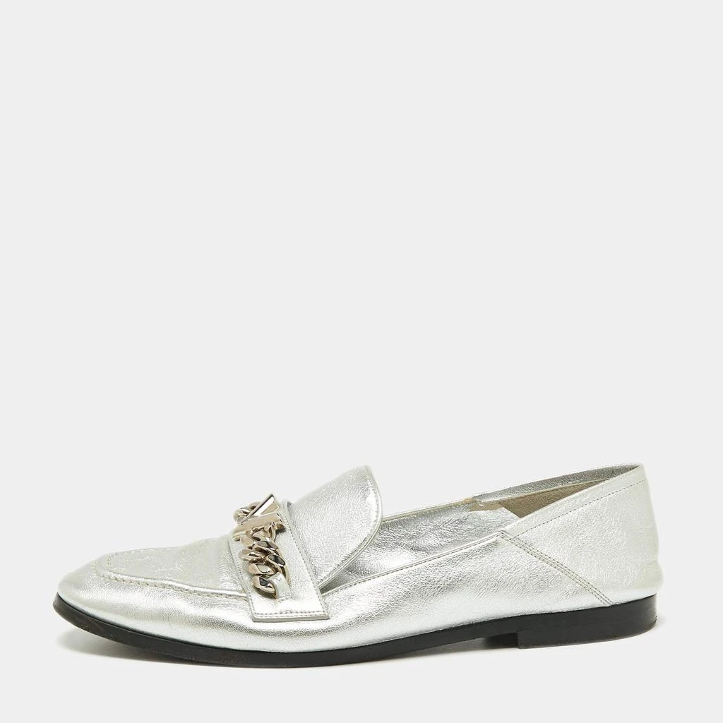商品[二手商品] Louis Vuitton|Louis Vuitton Silver Leather V Chain Embellished Loafers Size 38.5,价格¥813,第1张图片