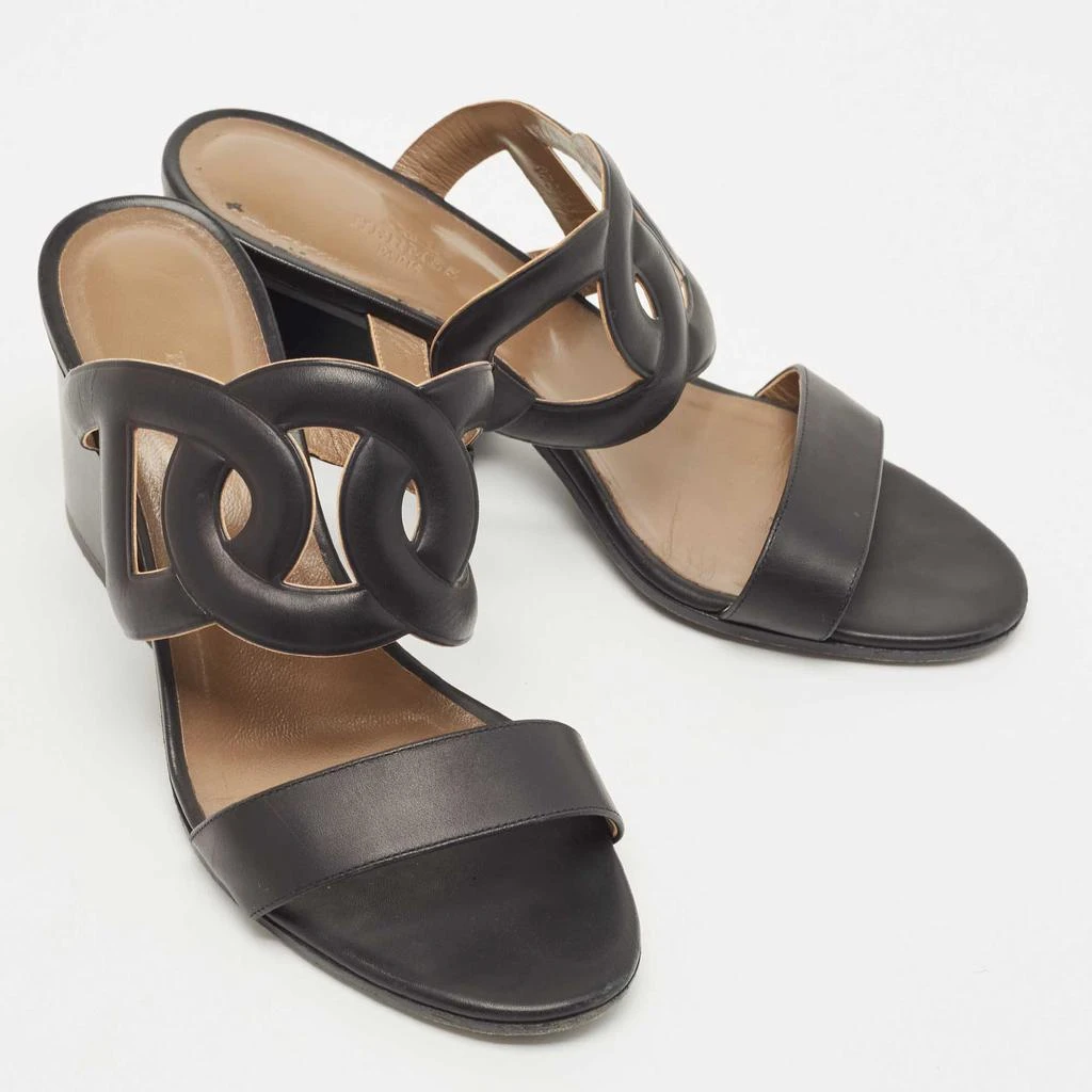 商品[二手商品] Hermes|Hermes Black Leather Bikini Block Heel Slide Sandals Size 38,价格¥4317,第4张图片详细描述