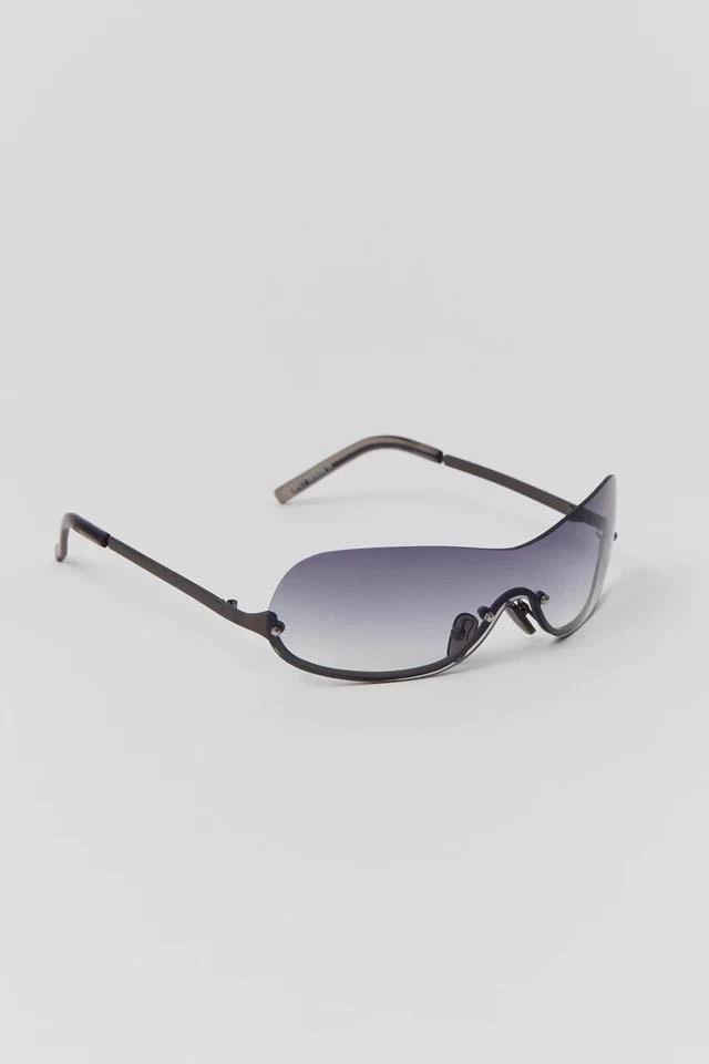 商品Urban Renewal|Urban Renewal Vintage Scuba Shield Sunglasses,价格¥112,第2张图片详细描述